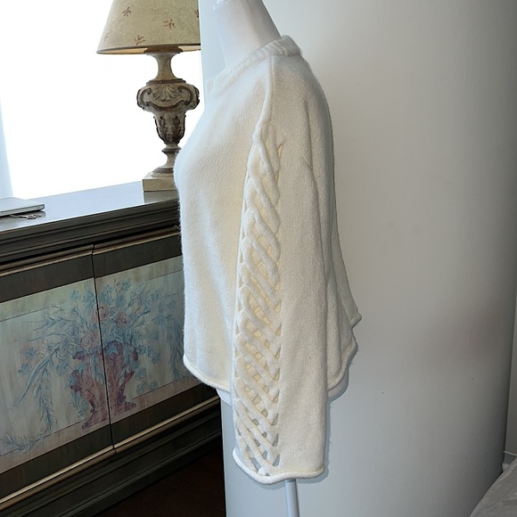 Zara Chunky Sweater with Lattice Sleeves - Picture 5 of 10